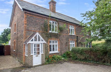 Old properties for sale in Oxted - March 2024 - NewsNow