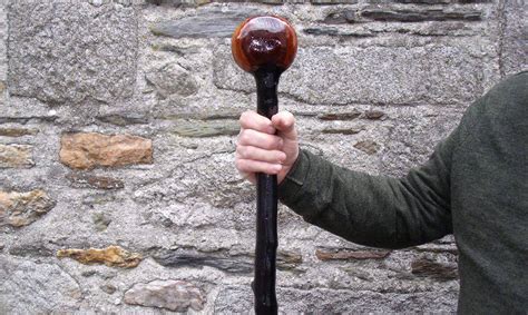 Old shillelagh. The same old shillelagh. Me father brought from Ireland. I'm going on the police force, it's the only thing to. do, Instead of having one night stick ,begorra I'll have. two. If there's afight I'll be alright, nobody bothers me, Because I have the old Shillelagh me father gave to me. Sure it's the same old shillelagh. 