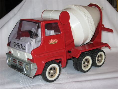 Vintage Red Tonka Truck Die cast toy. $17.18. $5.60 shipping. or Best Offer. SPONSORED. Two vintage tonka horse trailers with trucks. Great condition. $42.99.. 