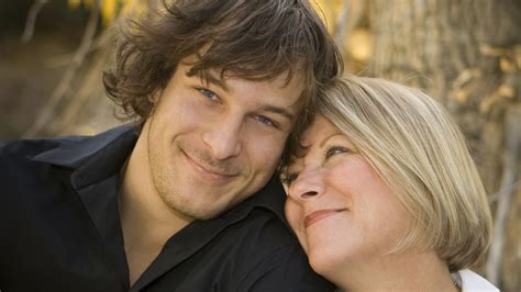 Older woman dating younger man. Younger guys who date older women are often called “cubs,” whereas the older woman is referred to as a “cougar.” These terms can be problematic because it implies that the older woman is “praying on” or “mothering,” the … 
