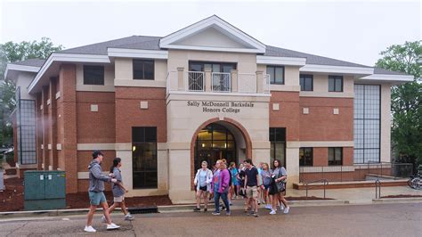 The Honors College at Ole Miss was established in 1997. Jim and Sally Barksdale worked with former Ole Miss Chancellor Robert Khayat to make the Honors College a reality. When Sally Barksdale died in 2003, the college was named in her honor. The Barksdales’ gifts to the Honors College total more than $37 million.