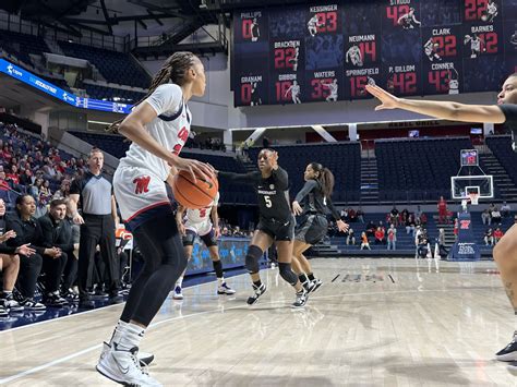 Ole miss wbb. PREVIEW: Kentucky WBB seeking win over Ole Miss in home finale. On Sunday, Kentucky women’s basketball suffered a 48-point loss to South Carolina, 103-55. After having met South Carolina previously and losing by 62, the 48-point margin was technically an improvement. However, the Gamecocks played without star player Kamilla … 