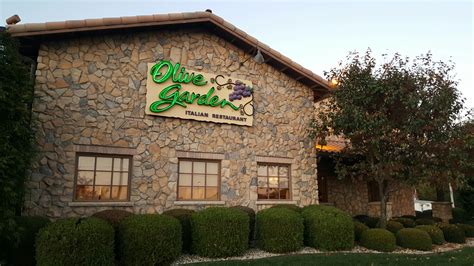 Olive garden chillicothe oh. From never ending servings of our freshly baked breadsticks and iconic garden salad, to our... 1417 N Bridge St, Chillicothe, OH 45601 