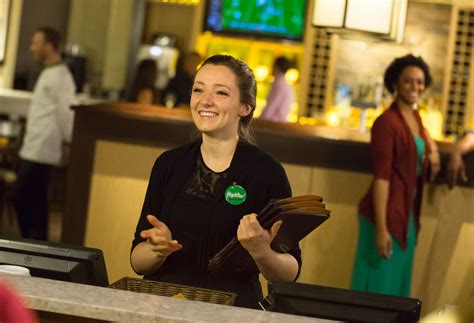 The average hourly wage for an Host at companies like OLIVE GARDEN in the United States is $11 as of September 26, 2022, but the salary range typically falls between $10 and $13. . 