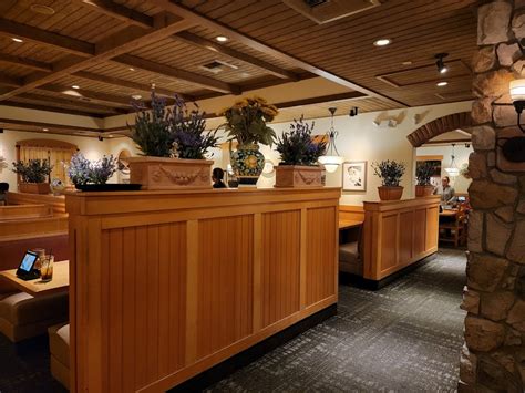Olive Garden Italian Restaurant: Double charged with n