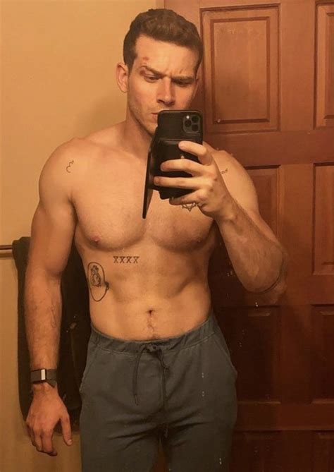 Oliver stark shirtless. There's an issue and the page could not be loaded. Reload page. 709K Followers, 40 Following, 24 Posts - See Instagram photos and videos from Oliver Stark (@oliverstarkk) 