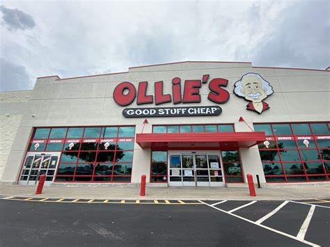 Years ago, the owner of Ollie’s Bargain Outlet was watching a golf match on TV where Arnold Palmer was playing. The commentators called the mass crowd of people following Palmer around on the golf course “Arnie’s Army.”. He liked this and dubbed our loyalty program, “Ollie’s Army.”. The name stuck. back to top. . 