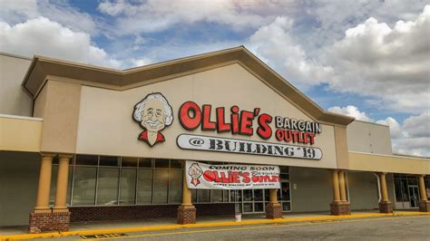 Ollies worcester ma. Ollie's Bargain Outlet offers brand name merchandise at up to 70% off the fancy store prices. Browse our newest flyer for our latest deals. 