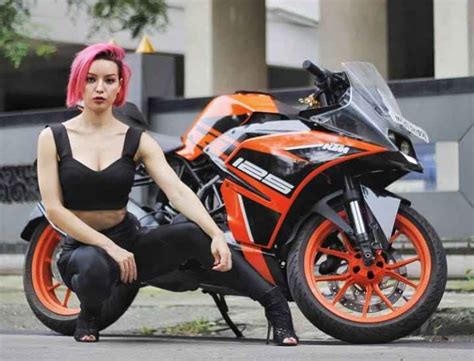 Olly Esse Onlyfans Leak [SEX VIDEO] 🍆 209 Videos