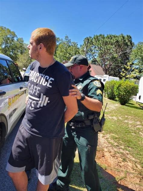 Olney murder. An Illinois man wanted for murder has been arrested in Florida. Rick Meador, 18, of Olney, was arrested on first-degree murder charges in connection with the shooting death of Kyle M. Johnson, 19, of Olney. RELATED:Man wanted in Illinois shooting death. On Sunday, Sept. 
