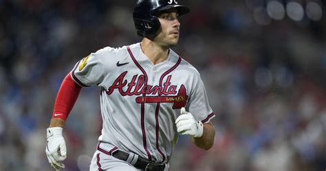 Olson ties team homer mark, Braves beat Phillies 7-6 in 10 innings to move to brink of NL East title