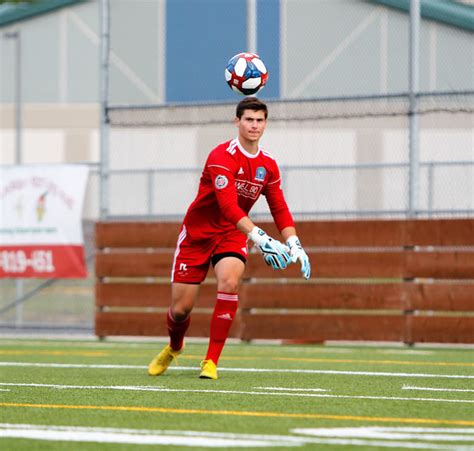 Oly Town Artesians Host PACNW in EPLWA Quarterfinals Friday