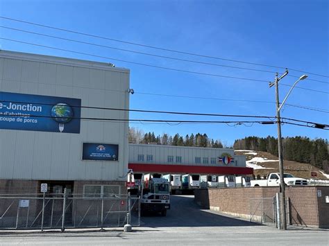 Olymel to close pork plant in Vallée-Jonction, Que., lay off nearly 1,000 workers