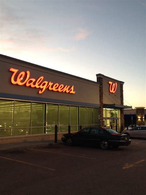 OMAHA, Neb. (KMTV) — Omaha Police are investigating a robbery and an attempted robbery at two Walgreens stores that appear to be related. Here's what we know from police: According to OPD, officers responded to the Walgreens at 5038 Center Street at 8:20 a.m. Monday for a robbery in progress. Employees told officers that a black male …. 