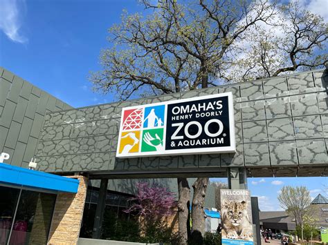 Omaha nebraska zoo. Omaha's Henry Doorly Zoo and Aquarium 3701 S. 10th Street, Omaha, NE 68107 Informational Recording: (402) 733-8400 Zoo Business Office: (402) 733-8401 Fax: … 