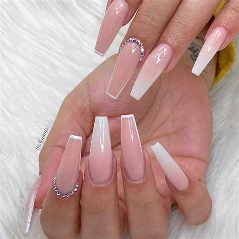 1. French Ombre Nails We start with this subtle twist on a staple of nail art, the French manicure. Presenting a cool, sophisticated veneer, this ombre variation on a classic theme will work beautifully across any occasion. Simple enough for daily looks, from office to weekend shopping, or creating a refined after-hours finish.. 
