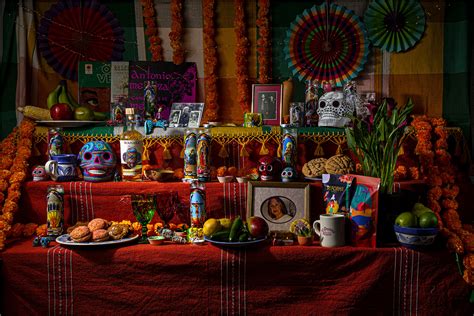 On Día de los Muertos, Denverites’ sacred altars help reunite the living and the dead