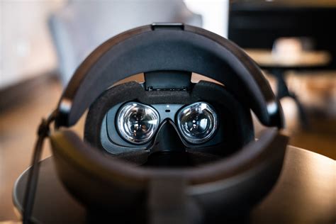 On oculus. The Oculus Rift itself is a pair of virtual reality goggles, complete with headphones, that connect to a gaming PC or laptop. But the real magic isn't in the goggles themselves, but rather the ... 