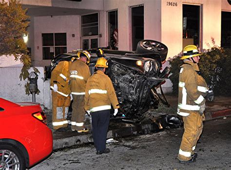 On-Duty Firefighter Hurt after Car Accident on Ventura Boulevard [Los Angeles, CA]