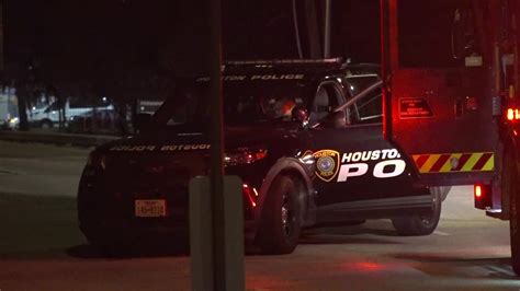 One Dies in Pedestrian Collision on Holcombe Boulevard [Houston, TX]
