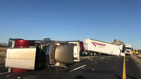 One Hospitalized following Multi Semi-Truck Accident on Interstate 10 [Tonopah, AZ]