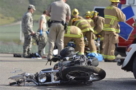 One Injured in Motorcycle Crash on V Street [Lompoc, CA]