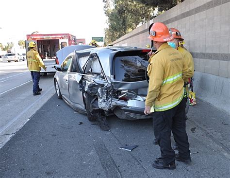 One Pronounced Dead after Multi-Vehicle Accident on 405 Freeway [Van Nuys, CA]