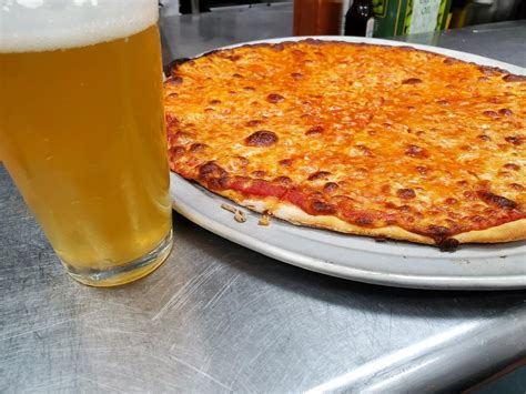 One bite pizza nj. After Delucia's Pizza got a 9.4 the other week, there was a lot of discussion surrounding the highest ever scores Dave Portnoy has given out. This is the def... 