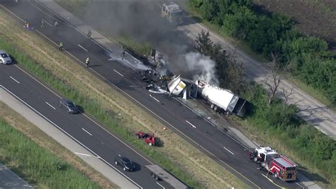 One dead after fiery multi-vehicle crash on Illinois highway