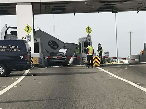 One dead in crash on Bay Bridge