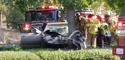 One dead in solo vehicle crash in Pleasant Hill