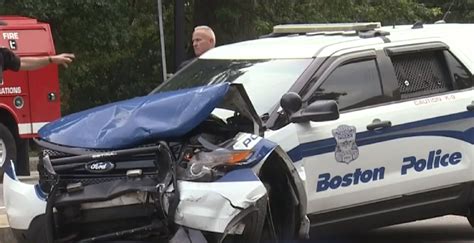 One officer hurt in crash involving police cruiser in Boston