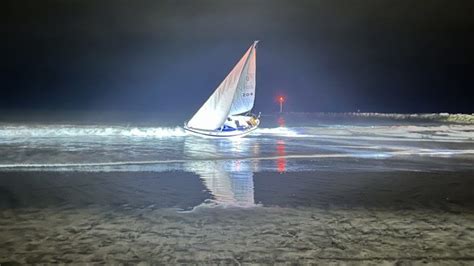 One rescued from beached sailboat in Oceanside