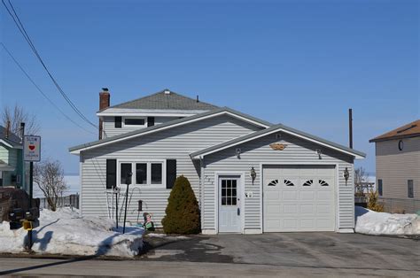 Explore the homes with Waterfront that are currently for sale in Brewerton, NY, where the average value of homes with Waterfront is $389,900. Visit realtor.com® and browse house photos, view .... 