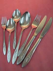 Oneidacraft deluxe stainless. Up for sale in a 9 piece mixed lot of Oneidacraft lasting rose stainless flatware. In very good condition. 9 Pieces OneidaCraft Deluxe LASTING ROSE Stainless Flatware | eBay 
