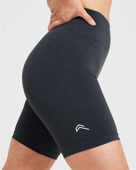 Oner actie. Oner Active SIZE GUIDE. Here at Oner Active we know how important the correct size and a perfect fit are for looking and feeling amazing. Based on our customer feedback and in close collaboration with our athletes, we have developed products which are true to size and perfectly fitted to the female body. Use the chart below … 