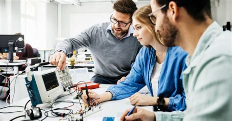 Online engineering schools. Education. Find the Best Online Master's in Engineering Programs. There are several academic routes for those earning an online engineering degree to pursue, including civil, software and... 