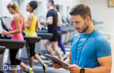 Online exercise science degrees can open the door for you to enter one of the world’s fastest-growing health and fitness industries. According to Statista, health and fitness is an $87.23 billion industry worldwide, and it’s a $35 billion revenue source in the US.. 