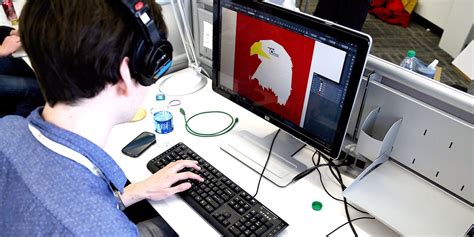 Online graphic design school. Learn what goes into creating the many pictures and logos that surround you to become a qualified graphic designer, a valuable skill in the Digital Age. 