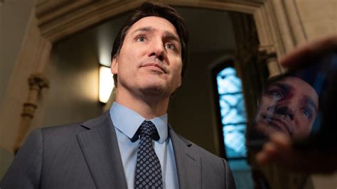 Online harms bill: Don’t link boy’s suicide with government actions, Trudeau says