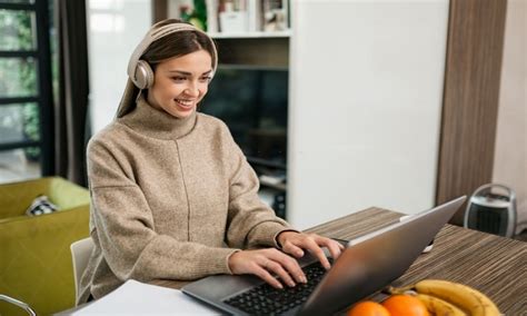 Mercy College’s online master’s in TESOL adult learning. Graduate Tuition/Fees: $16,338. Mercy College offers accredited online TESOL programs designed to prepare students for careers as teachers or course developers. Through Mercy’s School of Education, individuals follow two tracks of study.. 