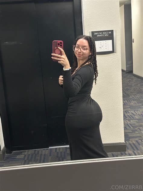 <span>👑</span>Onlyfans Free Videos