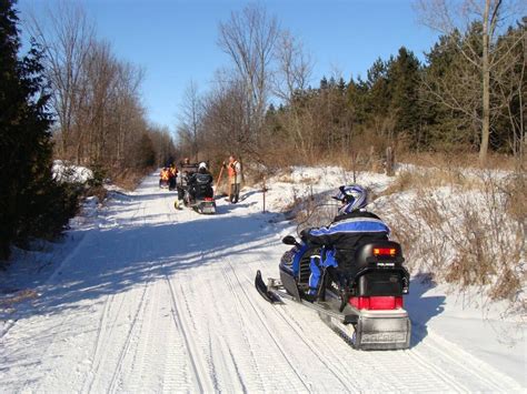 Ontario Snowmobile Loops & Trips Come Wander