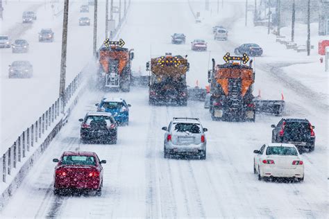 Ontario government proposes fines for overtaking snowplows on highways