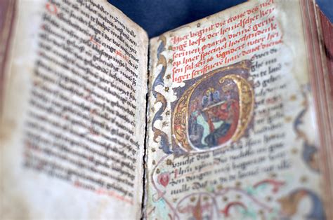 Ontsluiting van middeleeuwse handschriften in de nederlanden. - How to use manual focus on canon t3i.