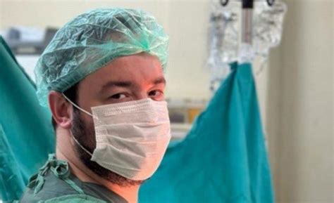 Op. Dr. Barış Chousein, başarılı bir beyin tümörü ameliyatı daha gerçekleştirdis