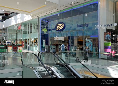 Opening Hours for Boots in London Westfield White City