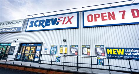 Opening times Screwfix Linlithgow Bridge FindOpen UK