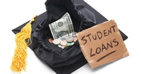 Opinion: Student debt crisis calls for interest-free loan solution