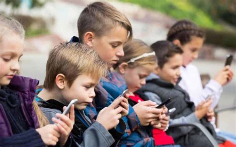 Opinion: We know far too little about how social media affects kids’ brains
